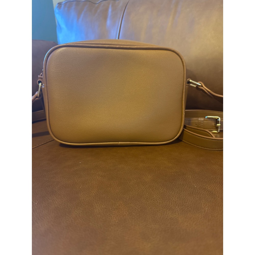 Katie Loxton Crossbody Bag Tan Brown Vegan Leather Gold Hardware Camera Bag - Picture 4 of 9